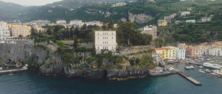 Villa Astor above the sea in Sorrento